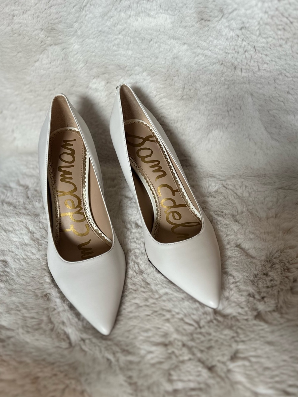 Sam Edelman White Pointed-Toe Pump